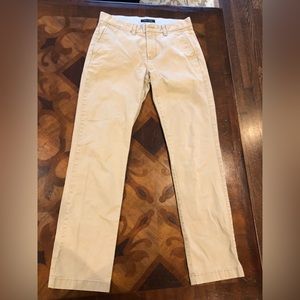 Tommy Hilfiger Khakis 28/32